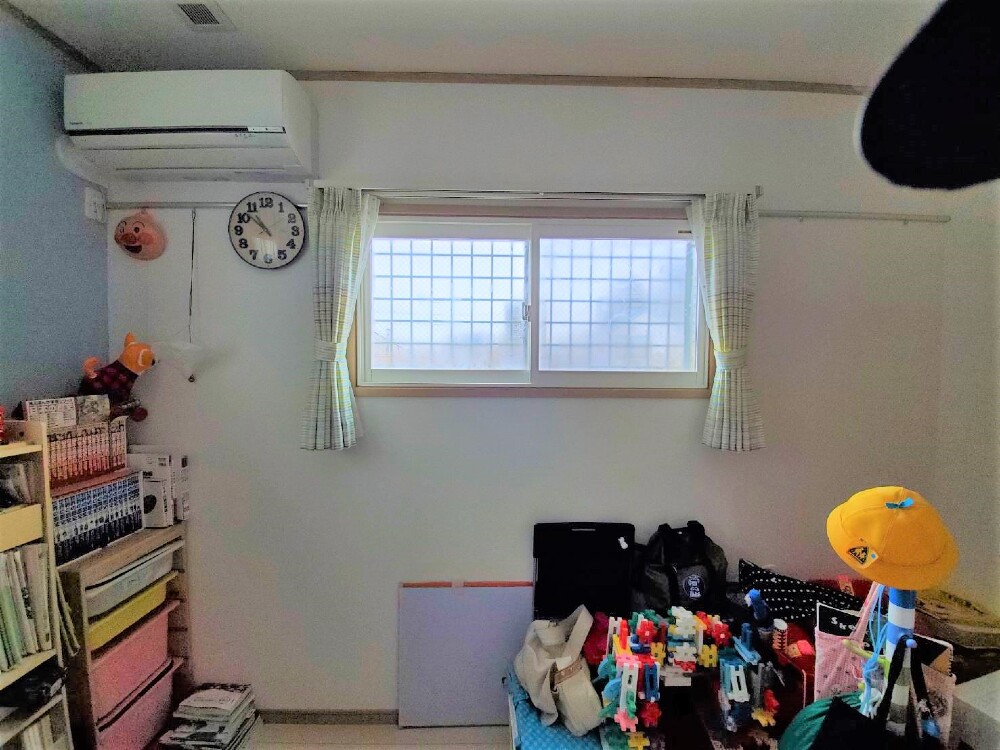 内窓　取り付け完了　こども部屋3