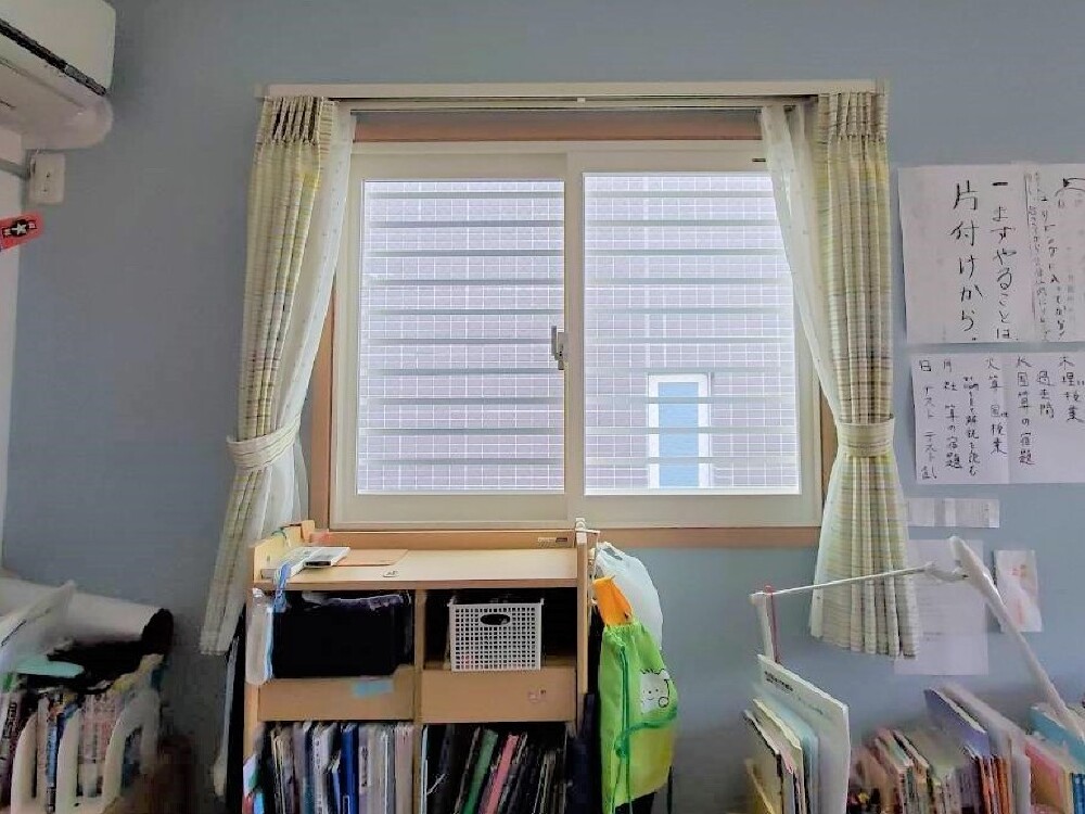内窓　取り付け完了　こども部屋1